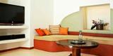 Lava Suites & Lounge Fira