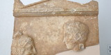7608_-_Piraeus_Arch._Museum,_Athens_-_Stele_for_an_actor_-_Photo_by_Giovanni_Dall'Orto,_Nov_14_2009