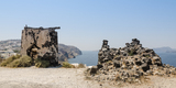 Remains_of_a_windmill_at_the_crater_rim_near_Akrotiri_-_Santorini_-_Greece_-_05