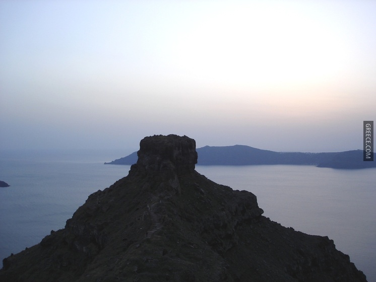 View of Skaros from Imerovigli