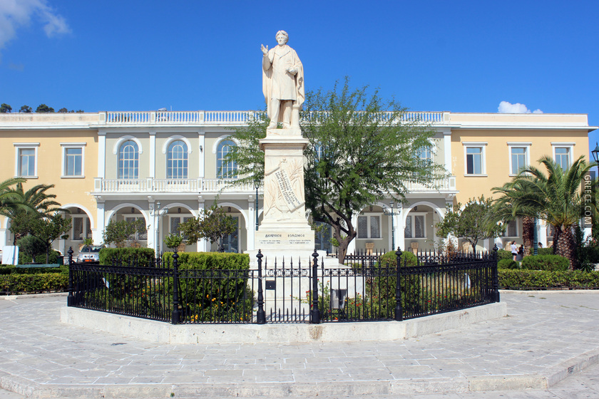 Dionysios Solomos statue  Zakynthos – Greek – 01