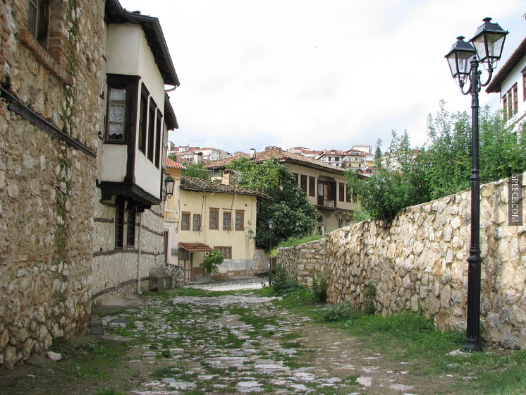 Old Street Kastoria