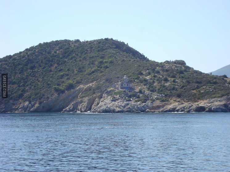 Lighthouse in Poros 1