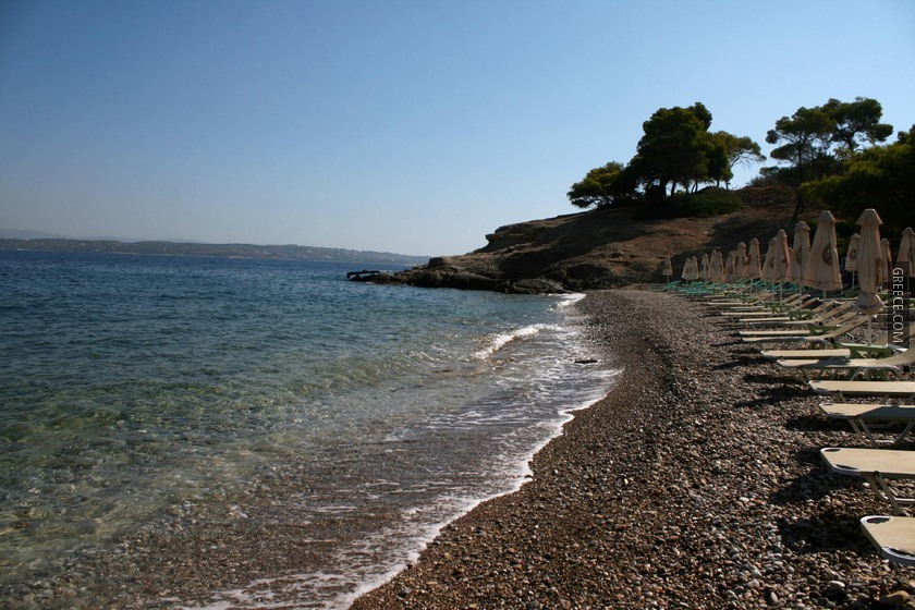  8 Spetses beach