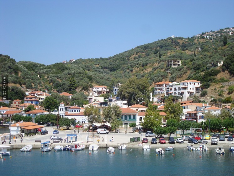 Loutraki village in Skopelos 1