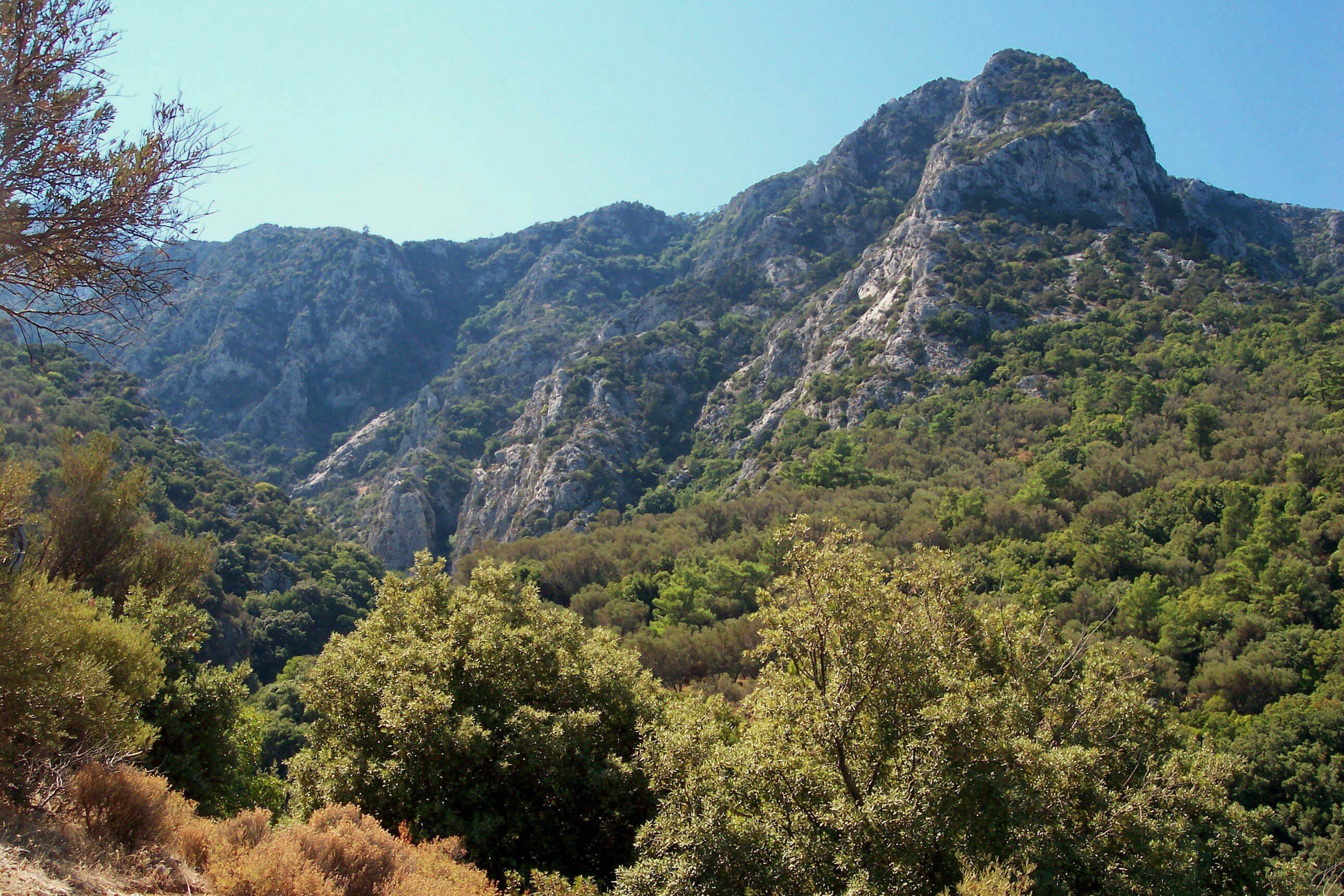 Following Mountain Paths on Western Samos Photo from Agios ...